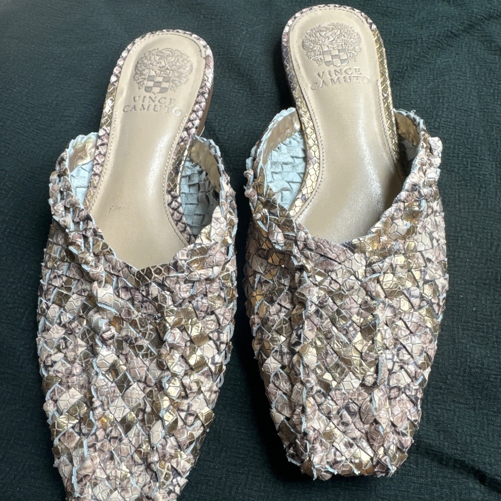 Vince Camuto Loralee Mules